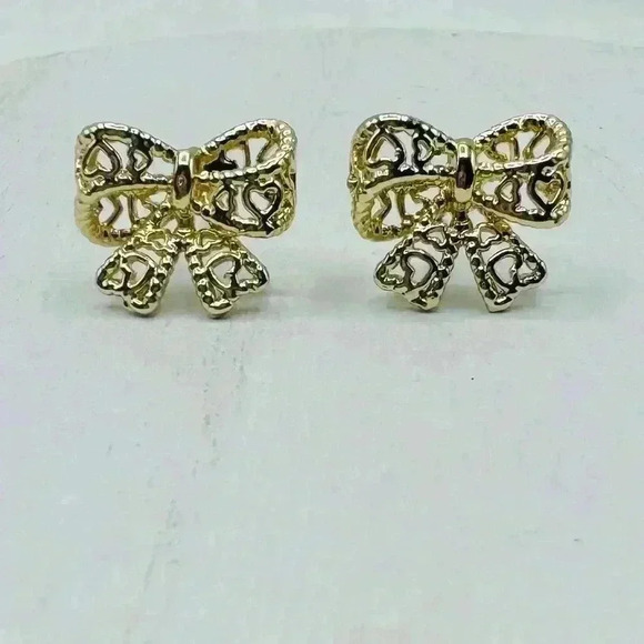 Boho-Chic Tiny Hollow Heart & Bow Stud Earrings in Gold - Picture 4 of 4